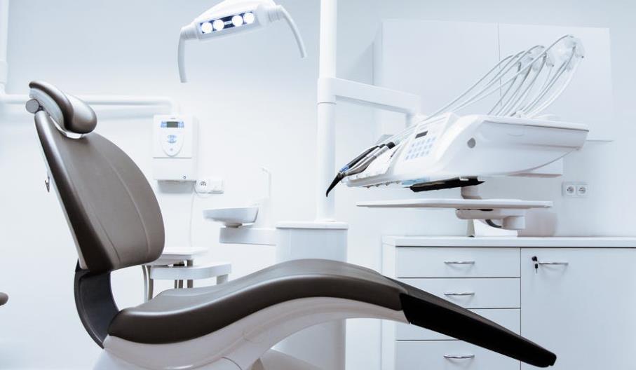 Ultraschallreinigungsgerät für Zahnersatz 